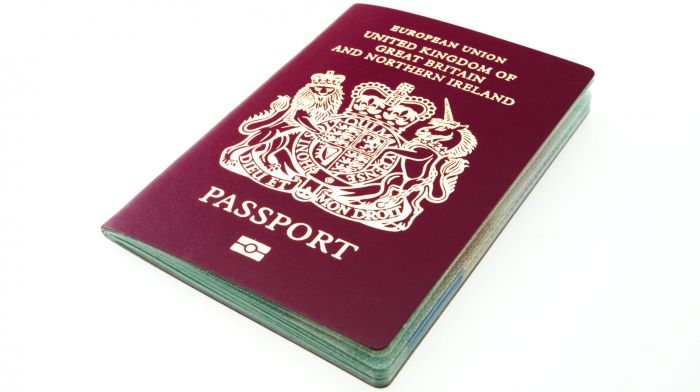 UK passport holders can still use EU customs queue – for now Image
