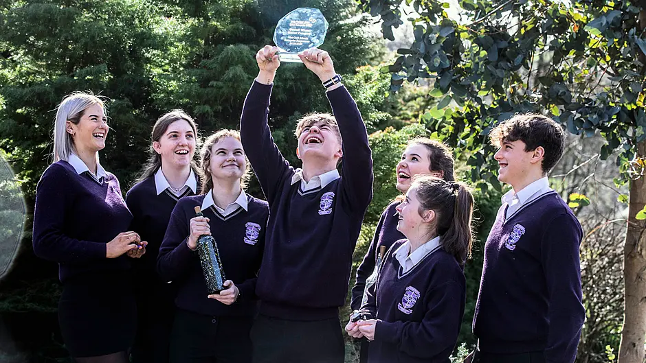 Skibb pupils make waves with light for rowing boats Image