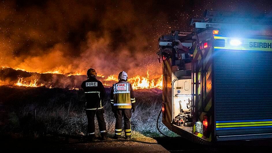 GALLERY: Firefighters battle huge gorse fires in Bantry Image