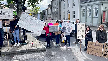 WATCH: Group protesting against masks gather outside court in Bandon Image