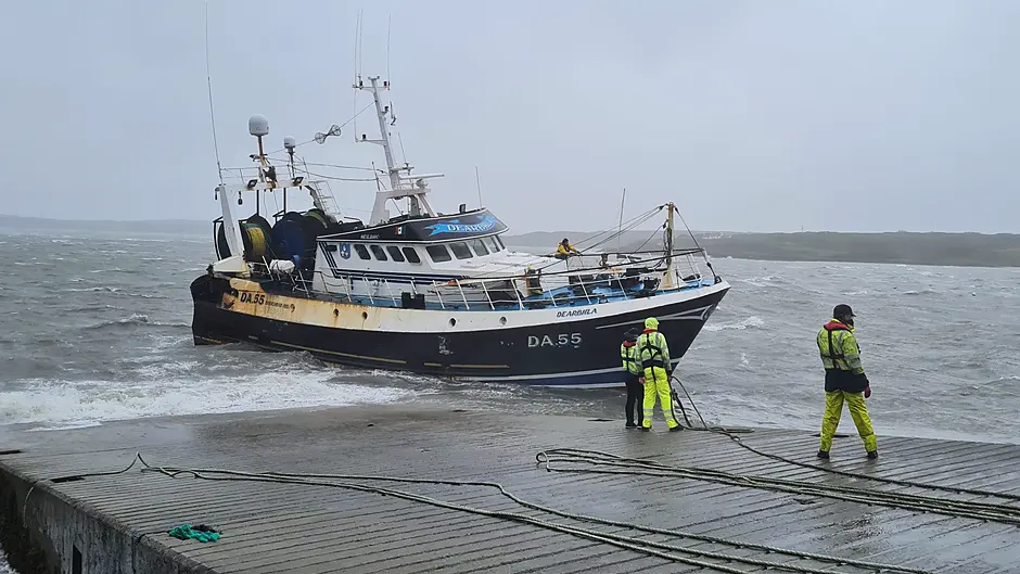 Fishing vessel breaks its moorings in Baltimore Image