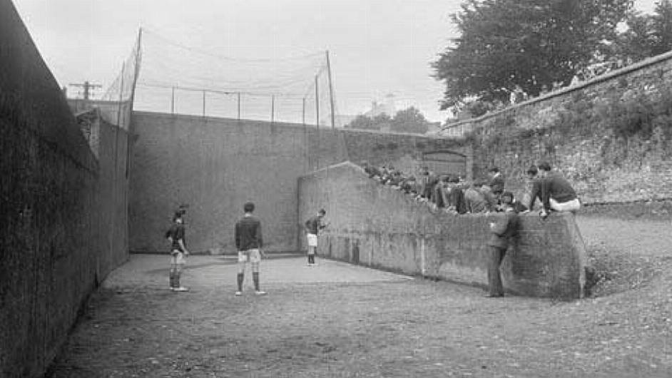 WEST CORK HANDBALL PART 2: Handball had no place to call its home with proper alleys scarce Image