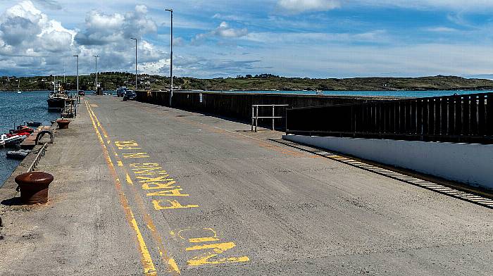 Traffic-choked Schull pier putting fisherman in danger Image