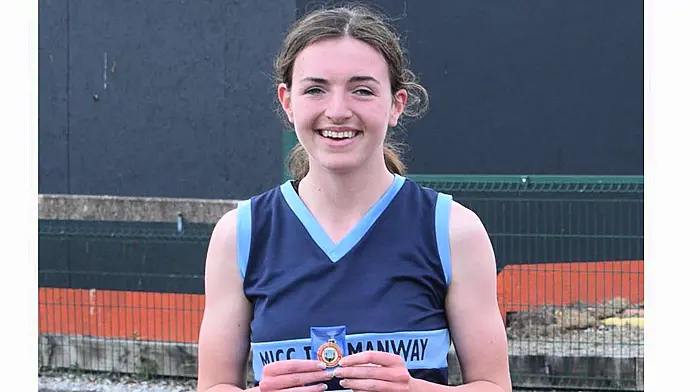 Maeve O'Neill runs new 800m PB in Paris Image