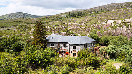 HOUSE OF THE WEEK Four-bed with annex for €375k Image