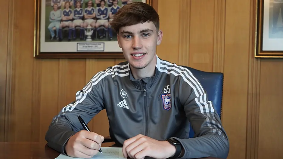 Riverstick teen Matt Healy is talk of the Town after signing Ipswich deal Image
