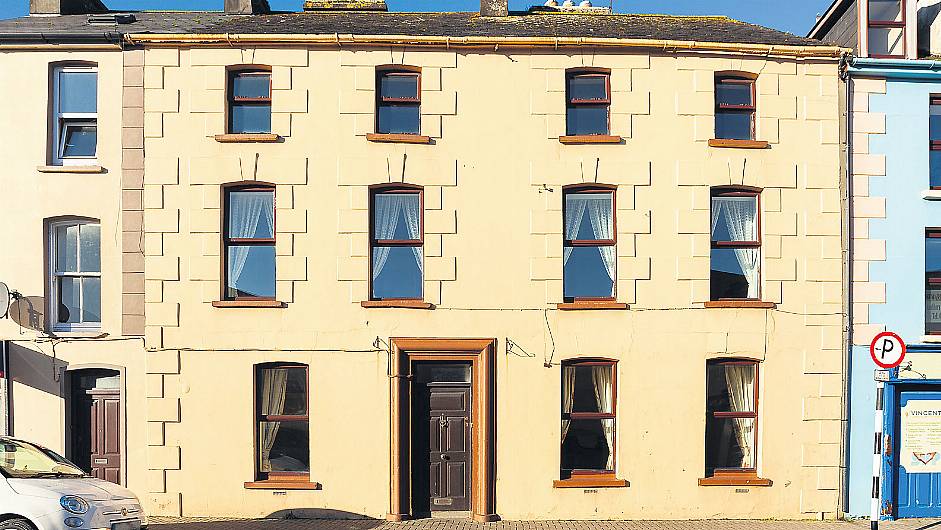 HOUSE OF THE WEEK Clonakilty eight-bed for  €395k Image