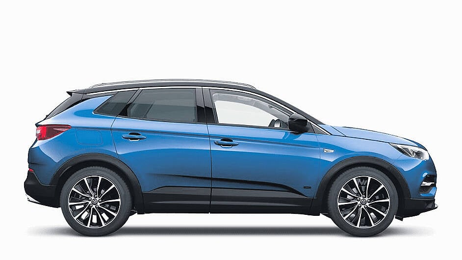 A frugal electric option with Opel’s Grandland X PHEV Image