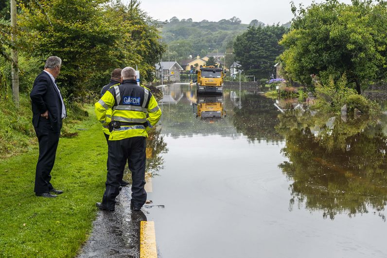 Council prepares towns for possible overnight flooding Image