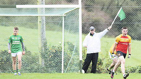Tadgh MacCárthaigh knock out reigning champions Kilmacabea after heavyweight battle Image