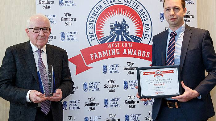 Gus O’Brien, Bandon, this year’s winner of the Outstanding Contribution to West Cork Farming award with Andy Donoghue
from Hodnett Forde, Clonakilty.