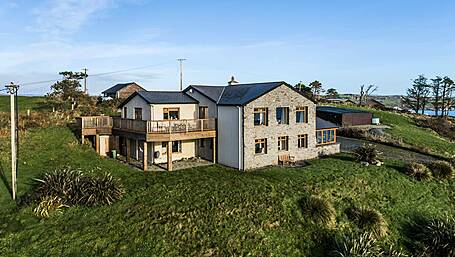 House of the Week: Five-bed in Union Hall with sea views for €980k Image