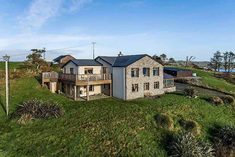 House of the Week: Five-bed in Union Hall with sea views for €980k Image