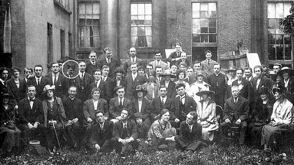 Ireland’s most famous wedding photo for auction Image