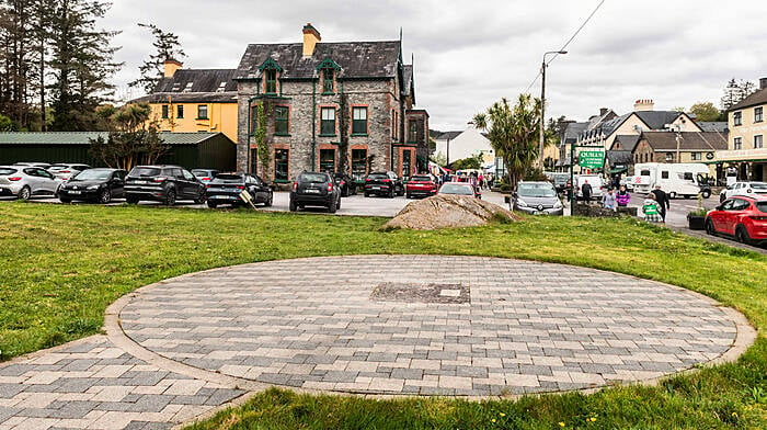 Maureen O’Hara statue disappears after just 48 hours Image