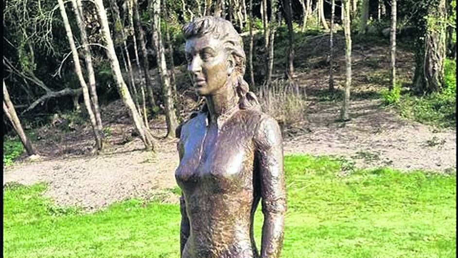 Council criticises online comments about statue of Maureen O’Hara Image