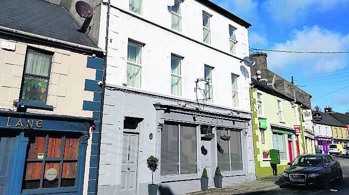 HOUSE OF THE WEEK: Three-bed townhouse and coastal restaurant for €495,000 is just the business Image