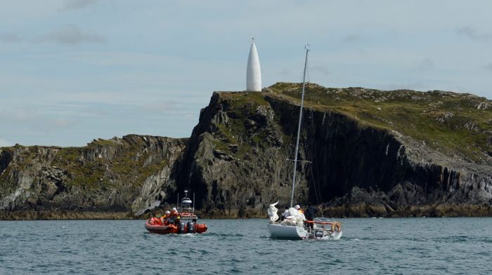 Baltimore RNLI helps two people in yacht off Sherkin Image