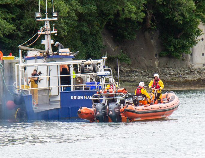 Union Hall RNLI called to assist fishing vessel off Stags Image