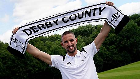 Hourihane excited by new challenge after signing for Derby Image