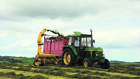 FARM CLASSICS: Sleeker John Deere launched in 1974 Image