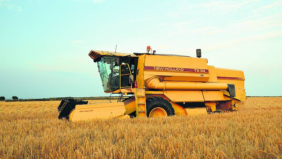 FARM CLASSICS: New Holland TX combines remain popular Image