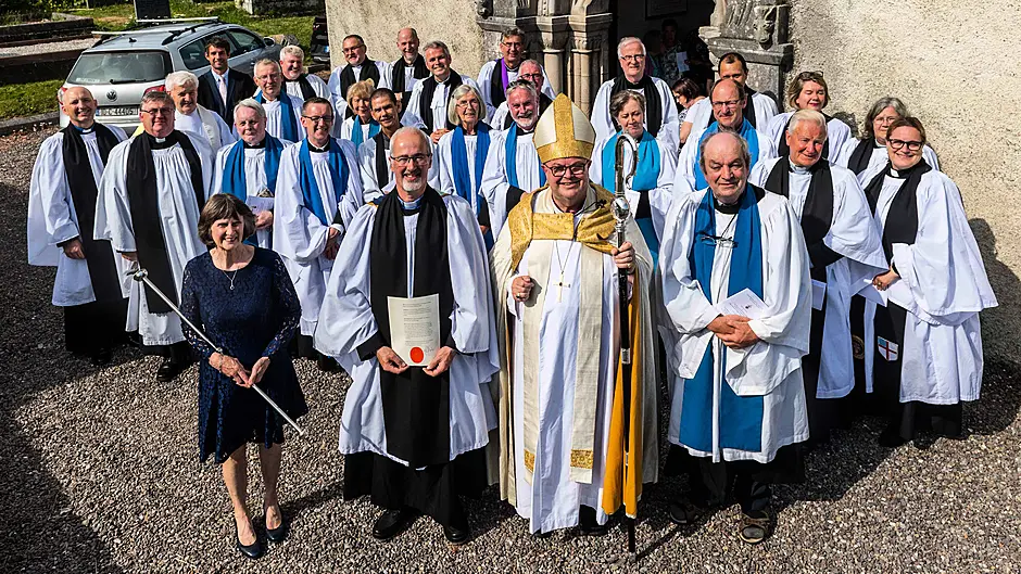 ROSS WELCOMES DEAN: Huge turnout for Rev Jeffers Image