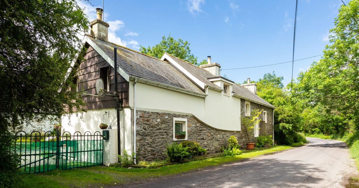 House Of The Week Three Bed Rossmore Period Property For 455 000 