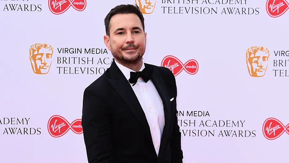Line of Duty star Martin Compston spotted enjoying holiday in West Cork Image