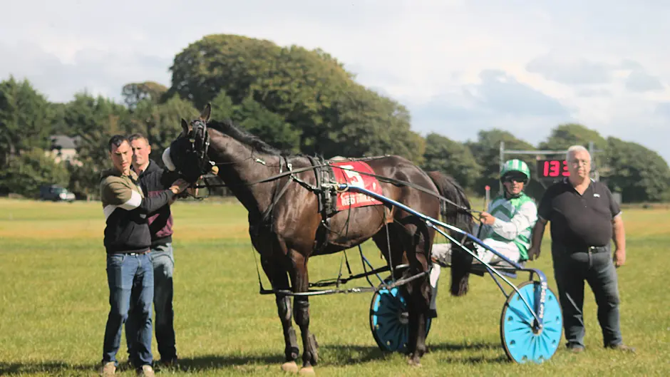 The perfect ten for Timmy Moloney in Lyre Image