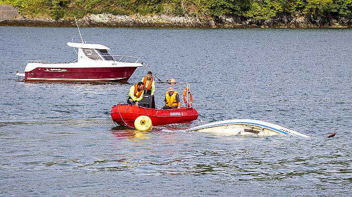 Yacht sinks in Glandore harbour Image