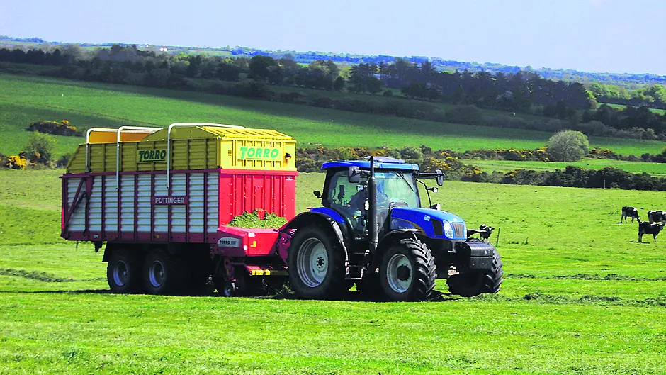 FARM CLASSICS: The New Holland TS135A had cutting-edge design Image