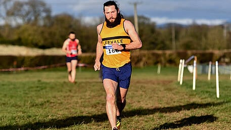 Olympic rowing champion Paul shows his speed on land, again Image