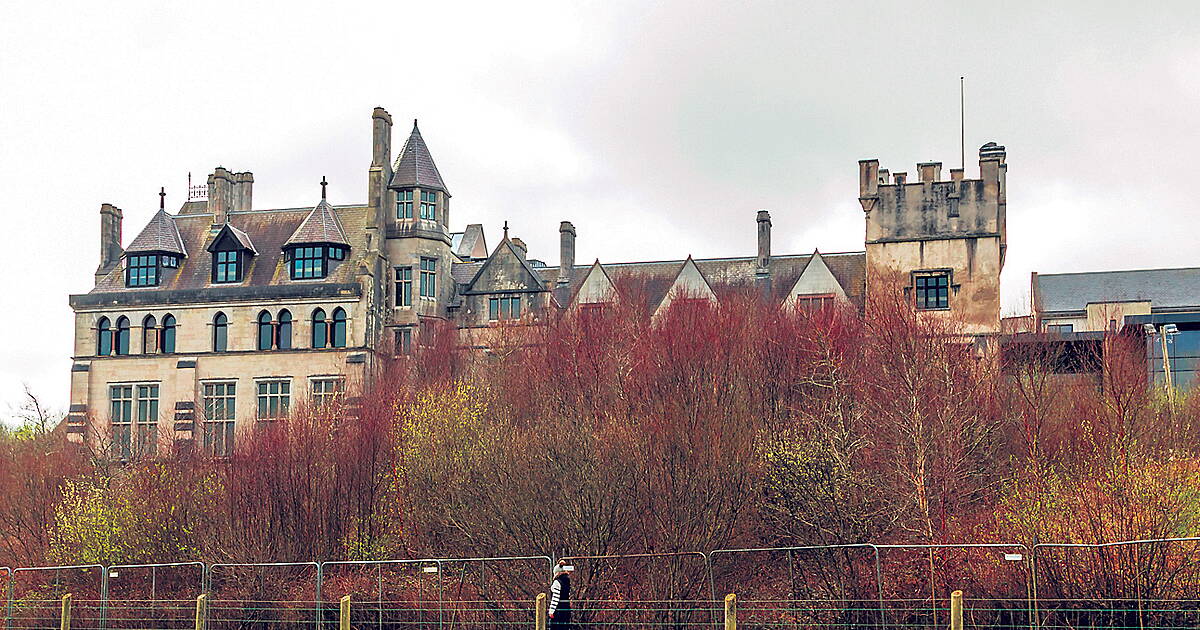 Luxury hotel plan for Dunboy Castle in Castletownbere - Vimarsana News