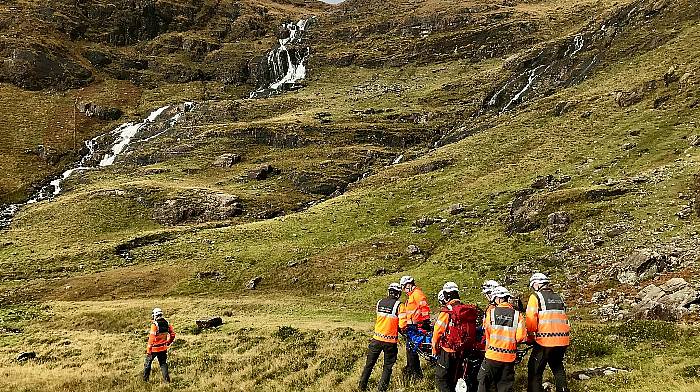 Injured walker assisted by Castletownbere Coast Guard Image