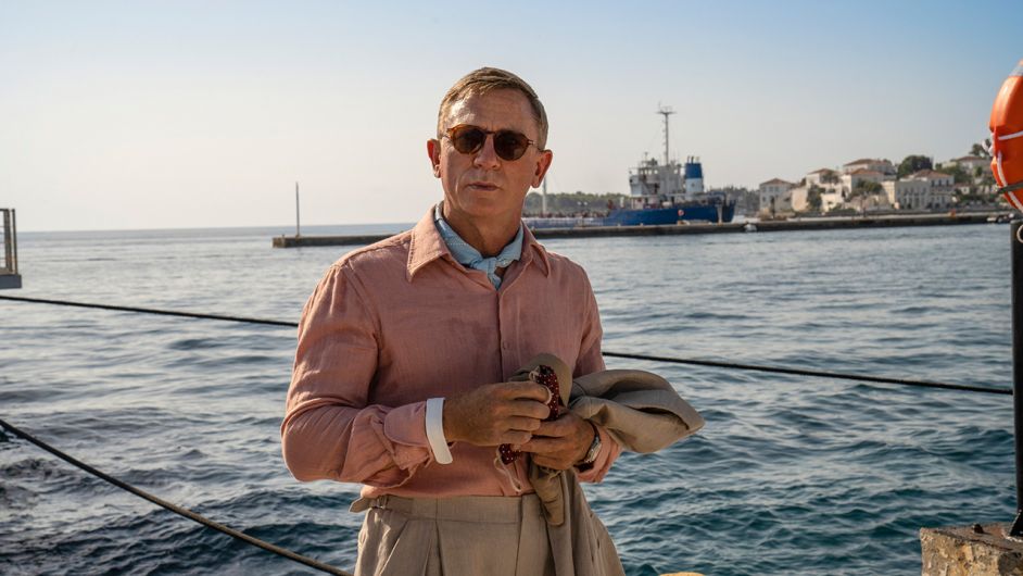 REVIEW: Daniel Craig is having fun in this magnificent murder mystery Image