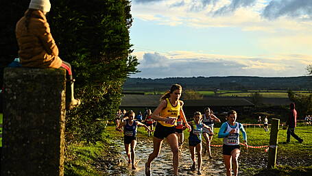Everard storms to national novice cross-country glory Image