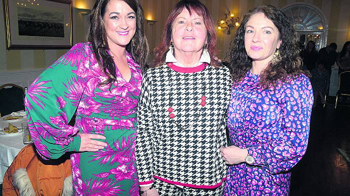 Mary O’Flynn with Scoil Padraig Naofa teachers Marie O’Regan and Geraldine Crowley.      (Photo: Denis Boyle)