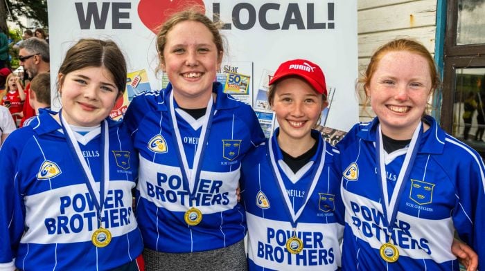 The Eyeries NS girls' crew (Castletownbere).