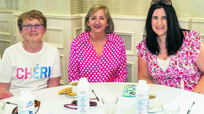 Bridie Holland, Caheragh; Anne Crowley, Caheragh and Mary T Minehane, Bantry. 		               (Photo: Andy Gibson)