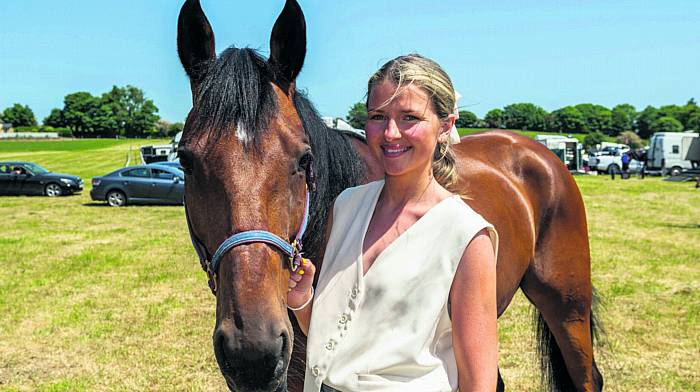 Charlie Flanagan from Dublin with her horse ‘Biniou’ at the Lyre harness racing. 
(Photo: Andy Gibson)