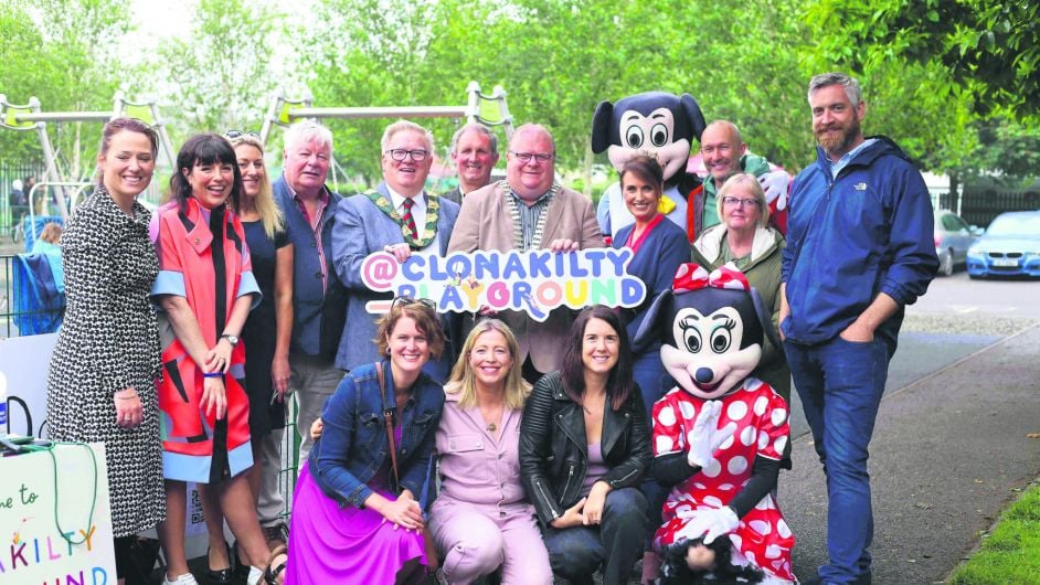 At the recent opening of Clonakilty’s new playground were, from left: Tara Fitzgerald; Orla O’Donovan; Oonagh Croke O’Donoghue; Cllr Joe Carroll; Clonakilty mayor
Christopher Hinchy; John O’Sullivan, Leader funding; county mayor Danny Collins; Cllr Deirdre Kelly; Cllr Paul Hayes; Mary O’Driscoll, Clonakilty Access Group and TD Christopher
O’Sullivan. Front, from left: Eilis Lawlor, Kate Crowley, Tricia Hayes and Gill Connole-
At the recent opening of Clonakilty’s new playground were, from left: Tara Fitzgerald; Orla O’Donovan; Oonagh Croke O’Donoghue; Cllr Joe Carroll; Clonakilty mayor Christopher Hinchy; John O’Sullivan, Leader funding; county mayor Danny Collins; Cllr Deirdre Kelly; Cllr Paul Hayes; Mary O’Driscoll, Clonakilty Access Group and TD Christopher O’Sullivan. Front, from left: Eilis Lawlor, Kate Crowley, Tricia Hayes and Gill Connole-Fowler (as Minnie Mouse).                     (Photo: Melissa Clarke)