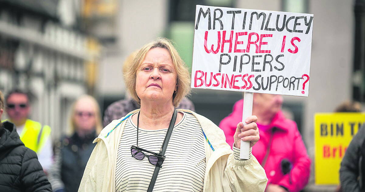 Piper Rows Street Piper’s Funfair row is raised in Dáil as another protest planned ...