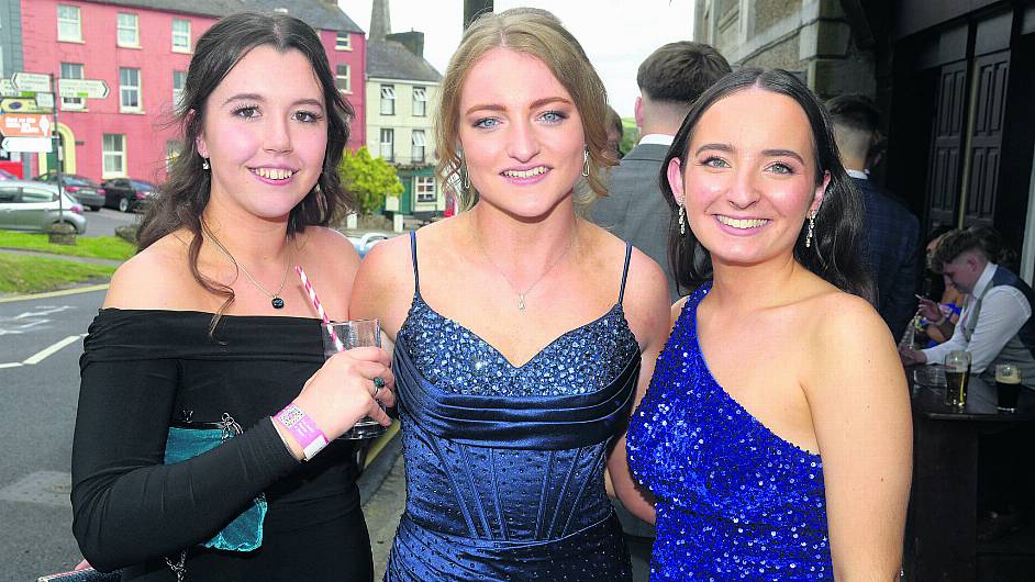 Aine Corish, Margaret Collins and Caragh Hennessy at the MICC Dunmanway grads ball.                                         (Photo: Denis Boyle)