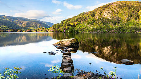 Unearthing the dark past behind Beara beauty spot Image