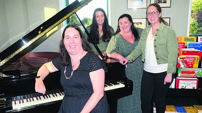 Star-studded concert remembers talented teacher and tenor Bob Image