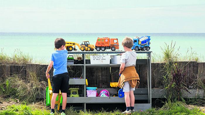 Toy libraries are creating waves on local beaches Image