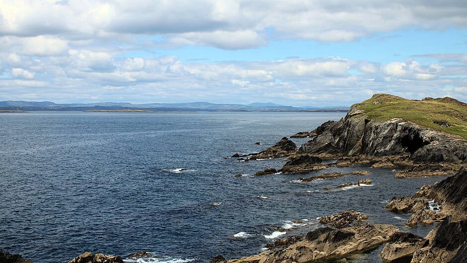 Oileán Chleire (Cape Clear) Beach Image 