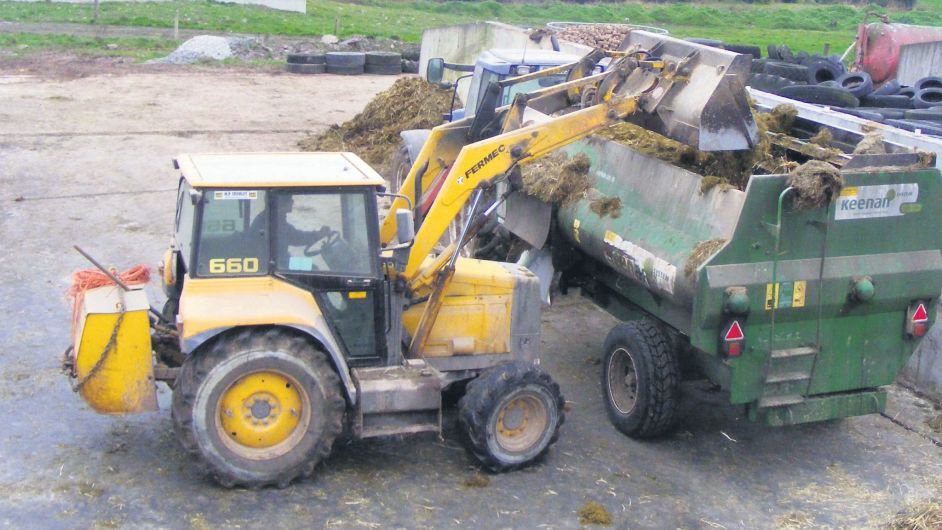 FARM CLASSICS: Fermec 660 has unique tractor loader functions Image