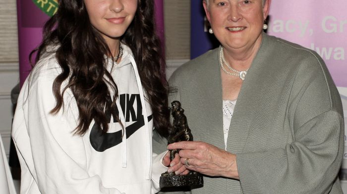 Special Guest Marian Crowley, treasurer of LGFA Cork County Board presents the U14A Drinagh Co-Op Player of The Match Award 2022 to Lauren Balaur, Kinsale for their game against O'Donovan Rossa.